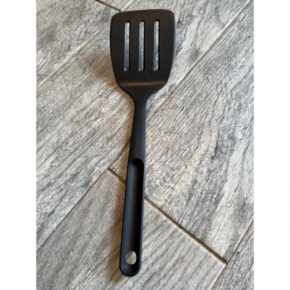 Tupperware Slotted Turner Spatula 1813 Black Nylon Kitchen Utensil Vintage
